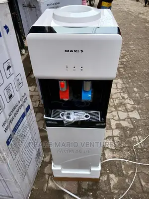 Maxi Quality Water Dispenser With Fridge and Childlock