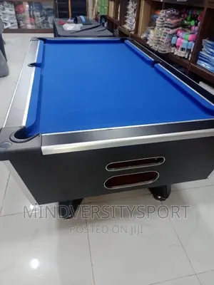 Blue Felt Marble Coin Snooker Board