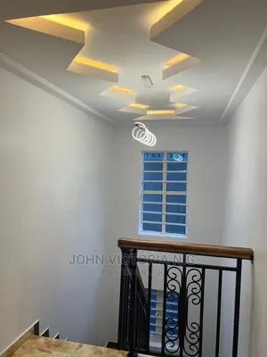 5bdrm Duplex in Ilasan, Ikate for sale