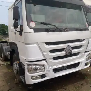 HOWO CNHTC 371 Truck White 2019