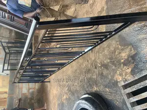 Hand/Step Rails
