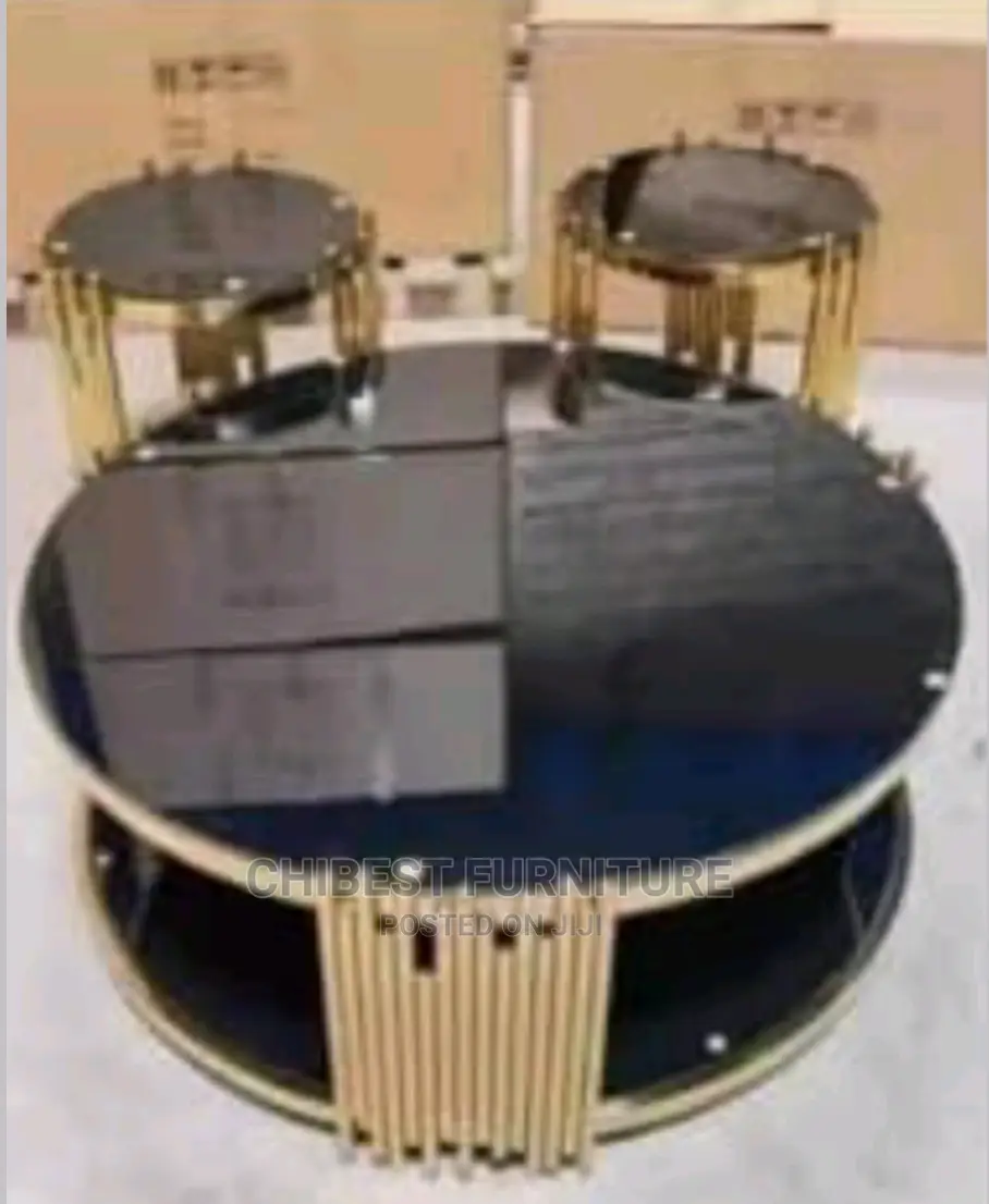 Center Table With Stools