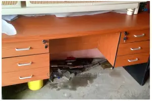 Standard Office Table