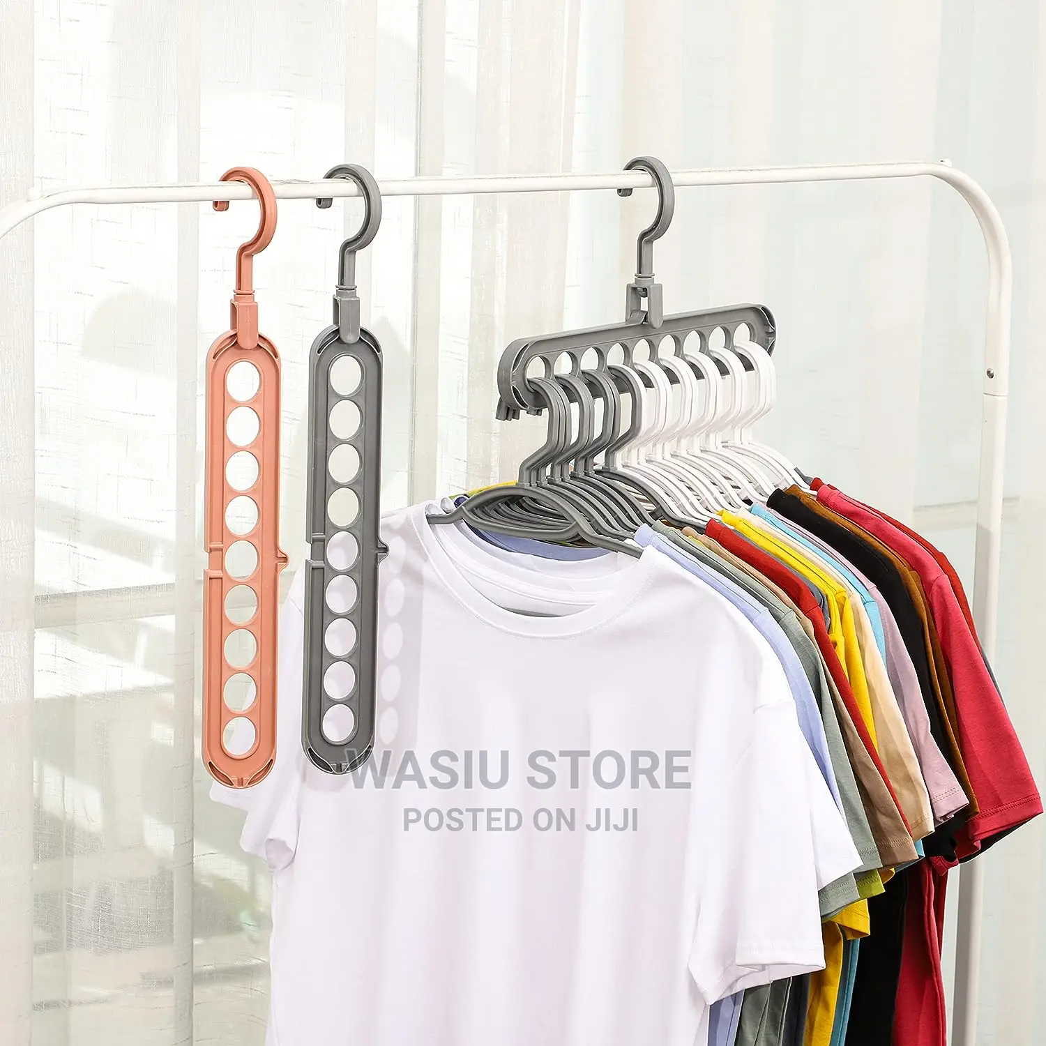 Set of 2 Magic Hanger