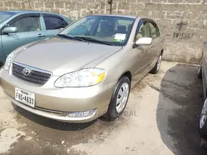 Toyota Corolla LE 2006 Gold