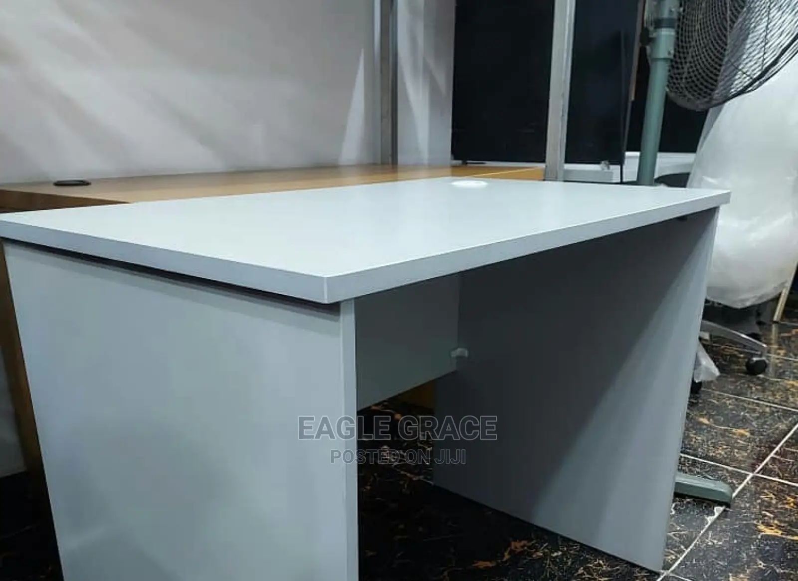 High Quality Office Table