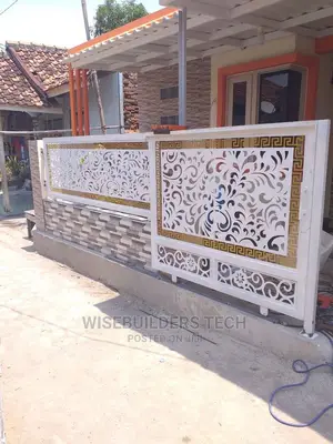 Entrance Iron Gate