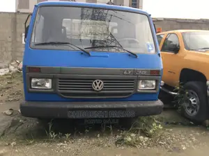 Volkswagen LT 35 Truck (6tyres)