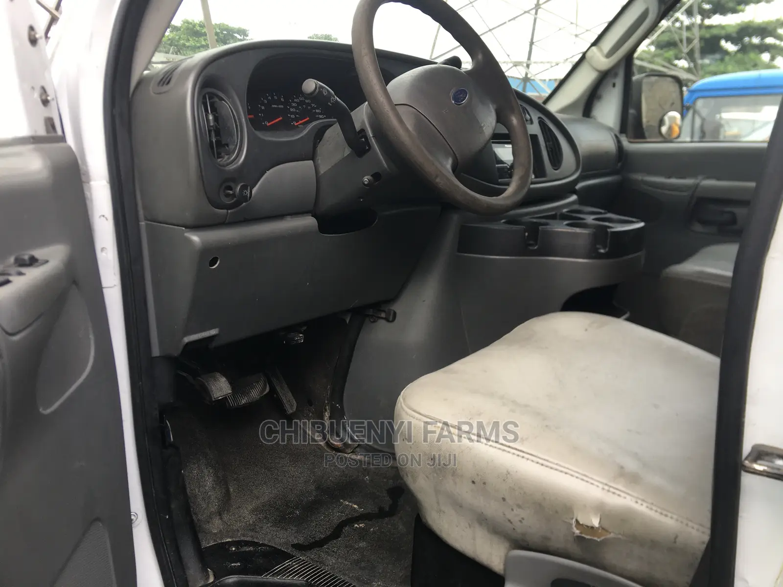 Ford E250 2008 White