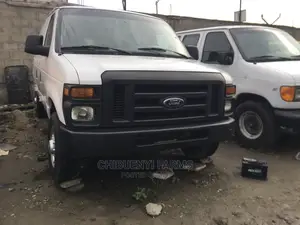 Ford E250 2008 White