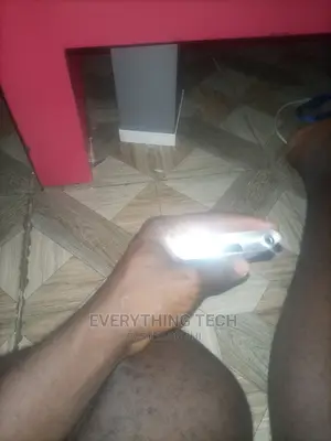 Photo - Laptop HP Compaq Presario R3000 2GB eMMC 16 GB