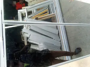 Frameless Windows