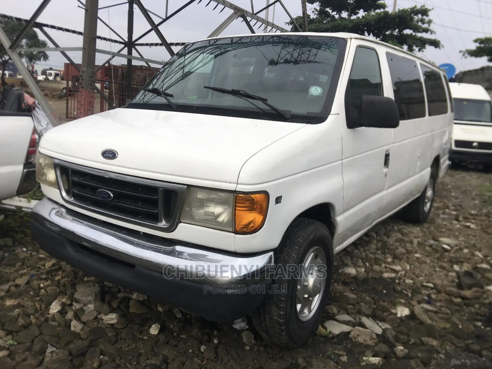 Ford E350 2004 White