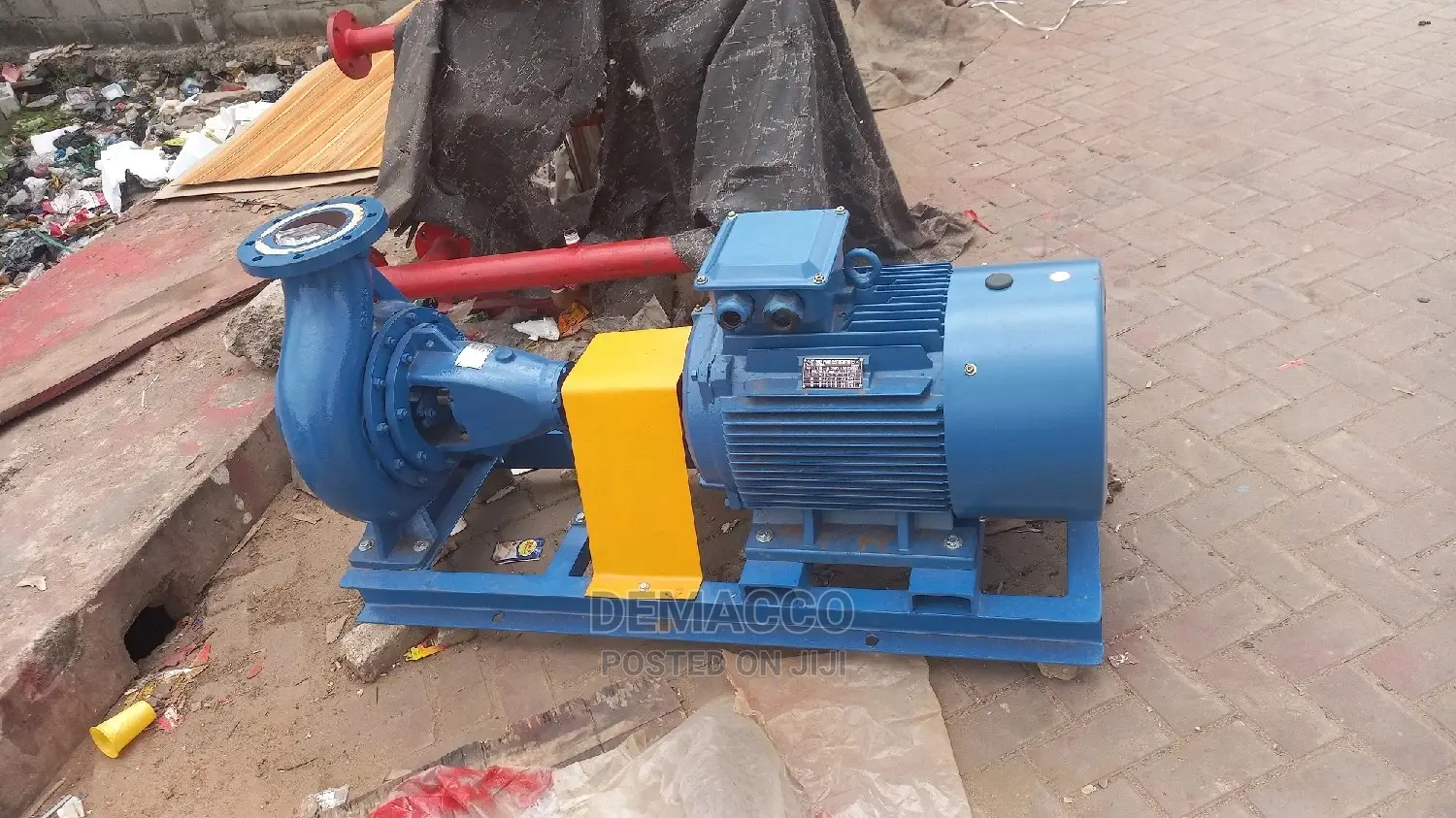 Centifiger Close Couple Pump