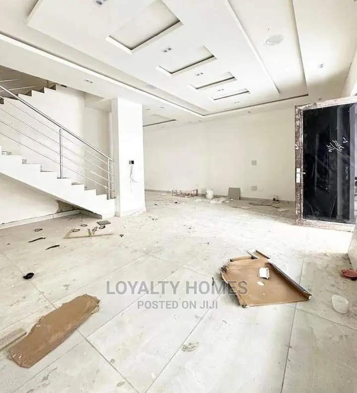 Furnished 9bdrm Mansion in Maitama for sale