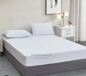Water Resistant Bed Protector Cover