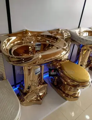 Executive Standard Gold Water Closet