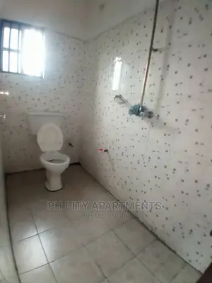 2bdrm Block of Flats in Port-Harcourt for rent