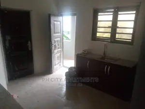 2bdrm Block of Flats in Paradise Estate, Rumuigbo for rent