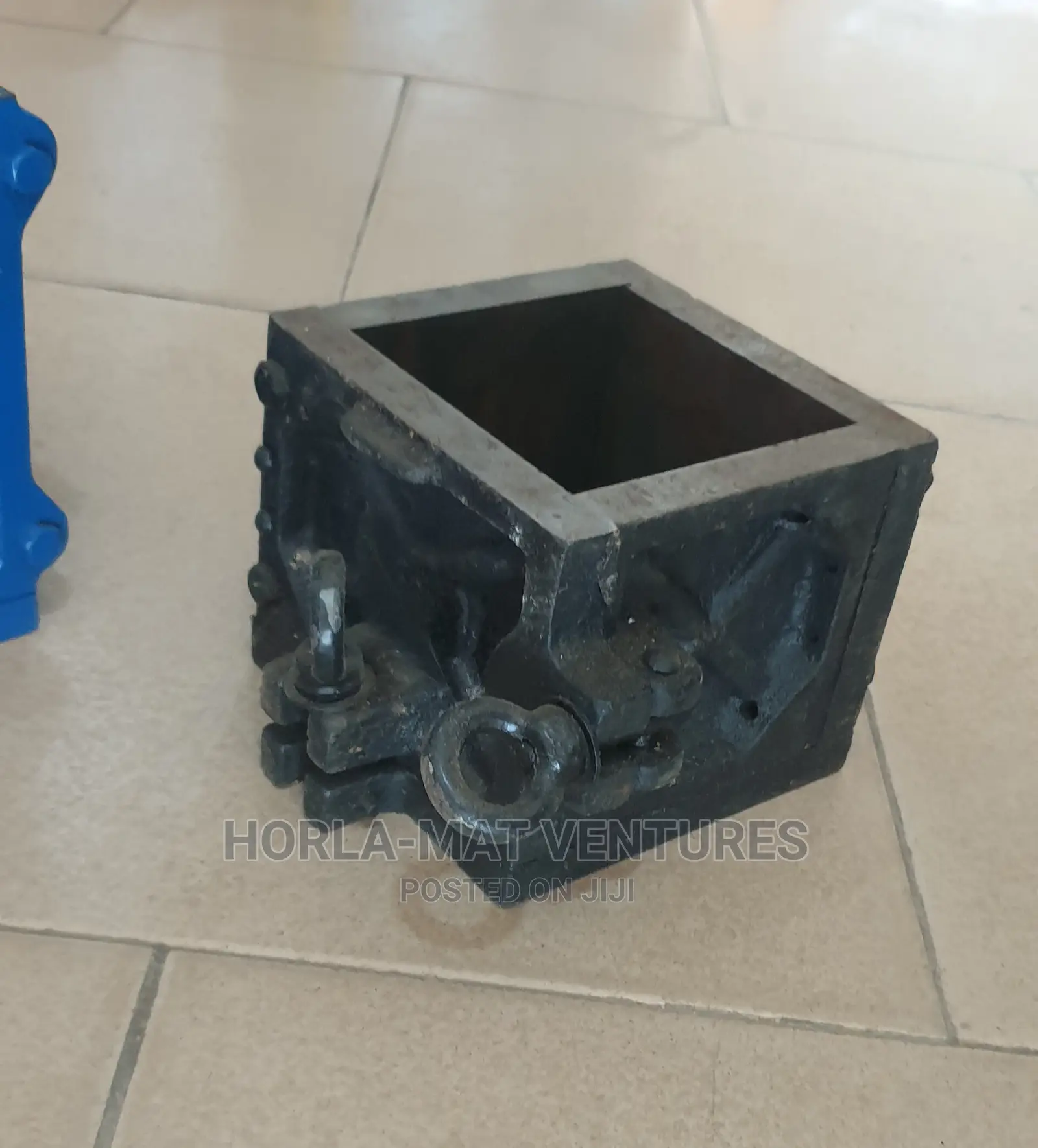 Cube Mold (100mm)