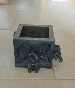 Cube Mold (100mm)