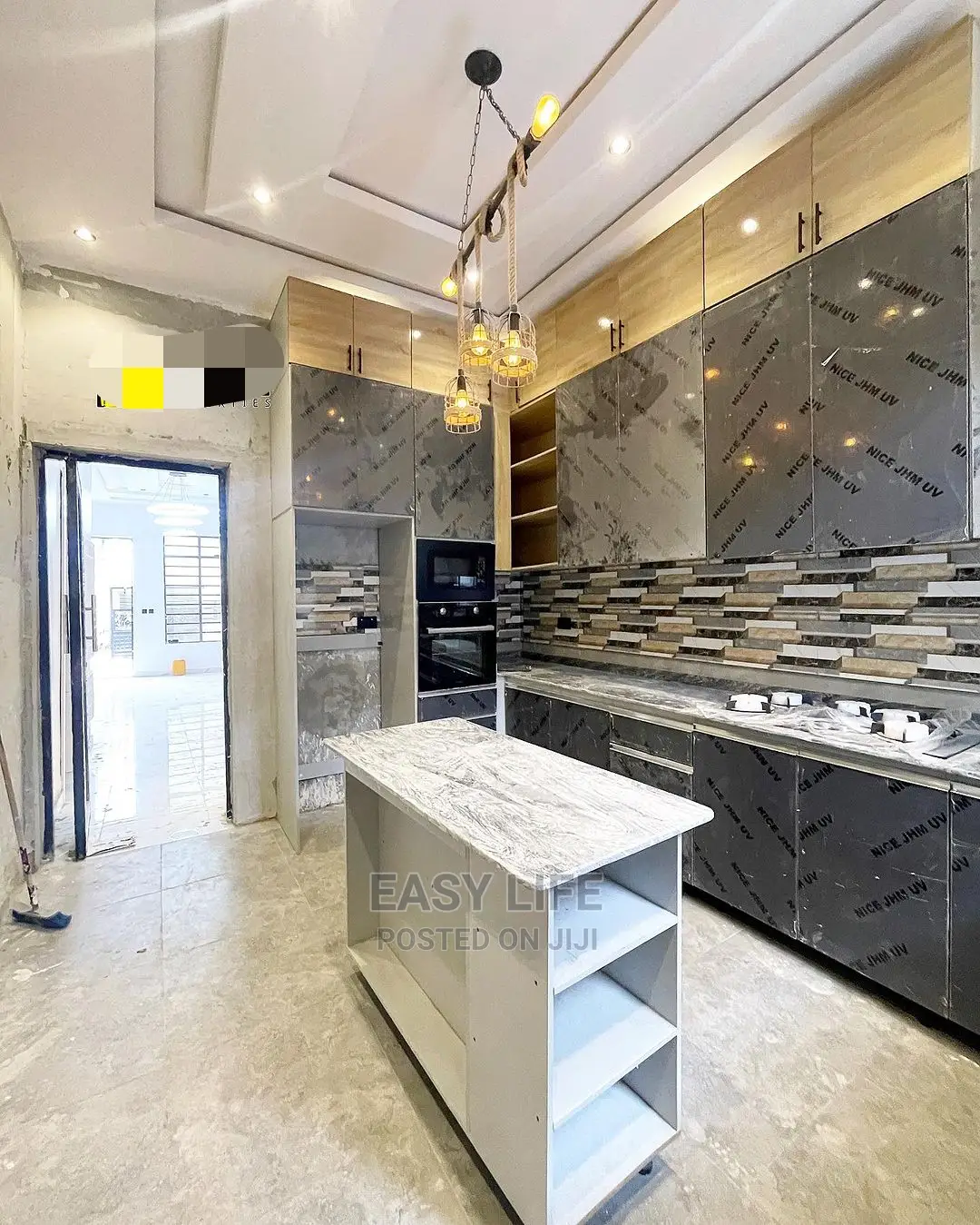 Kitchen Cabinet