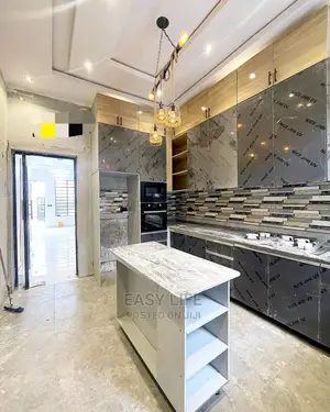 Kitchen Cabinet