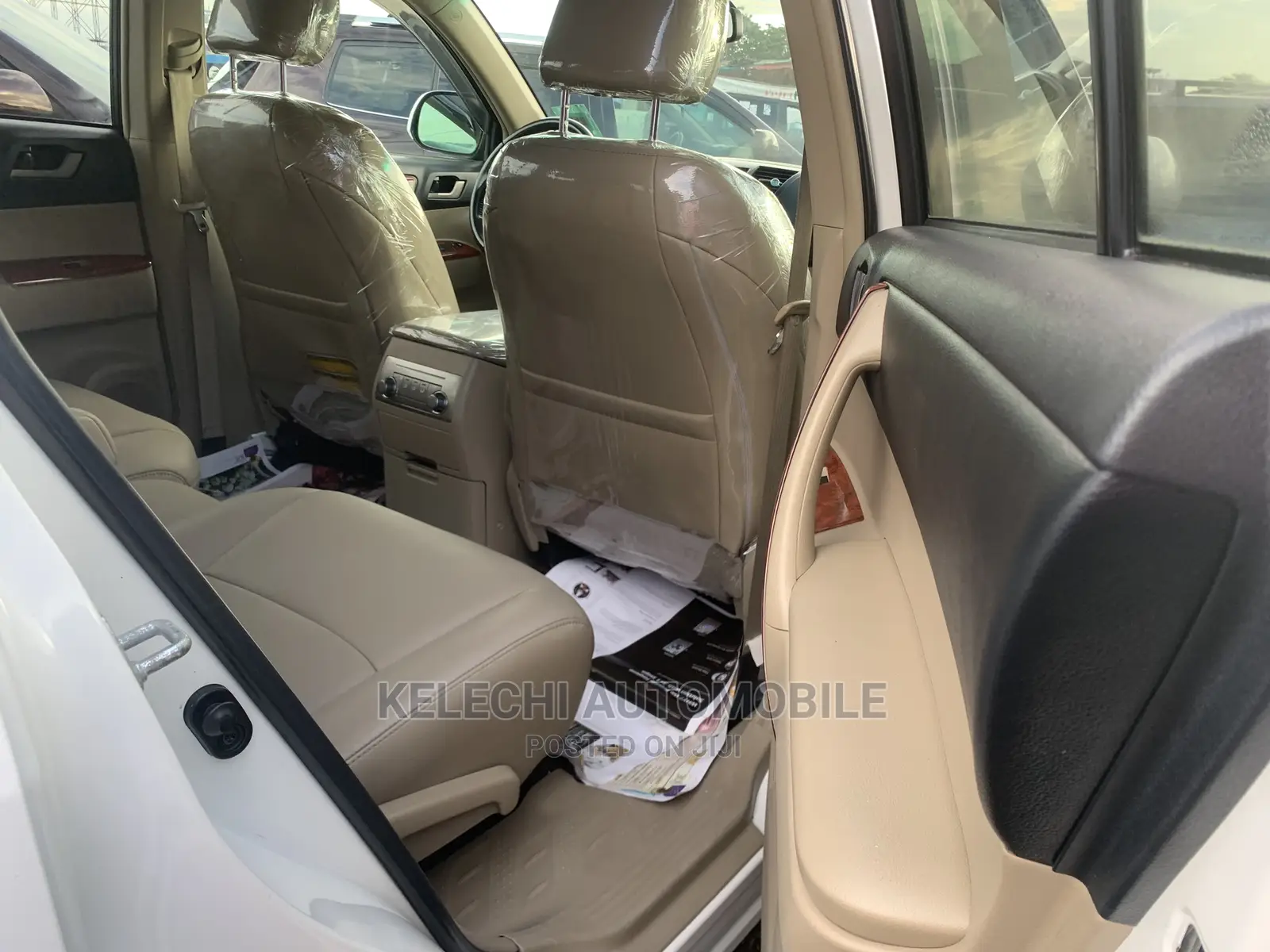 Toyota Highlander Limited 2012 White
