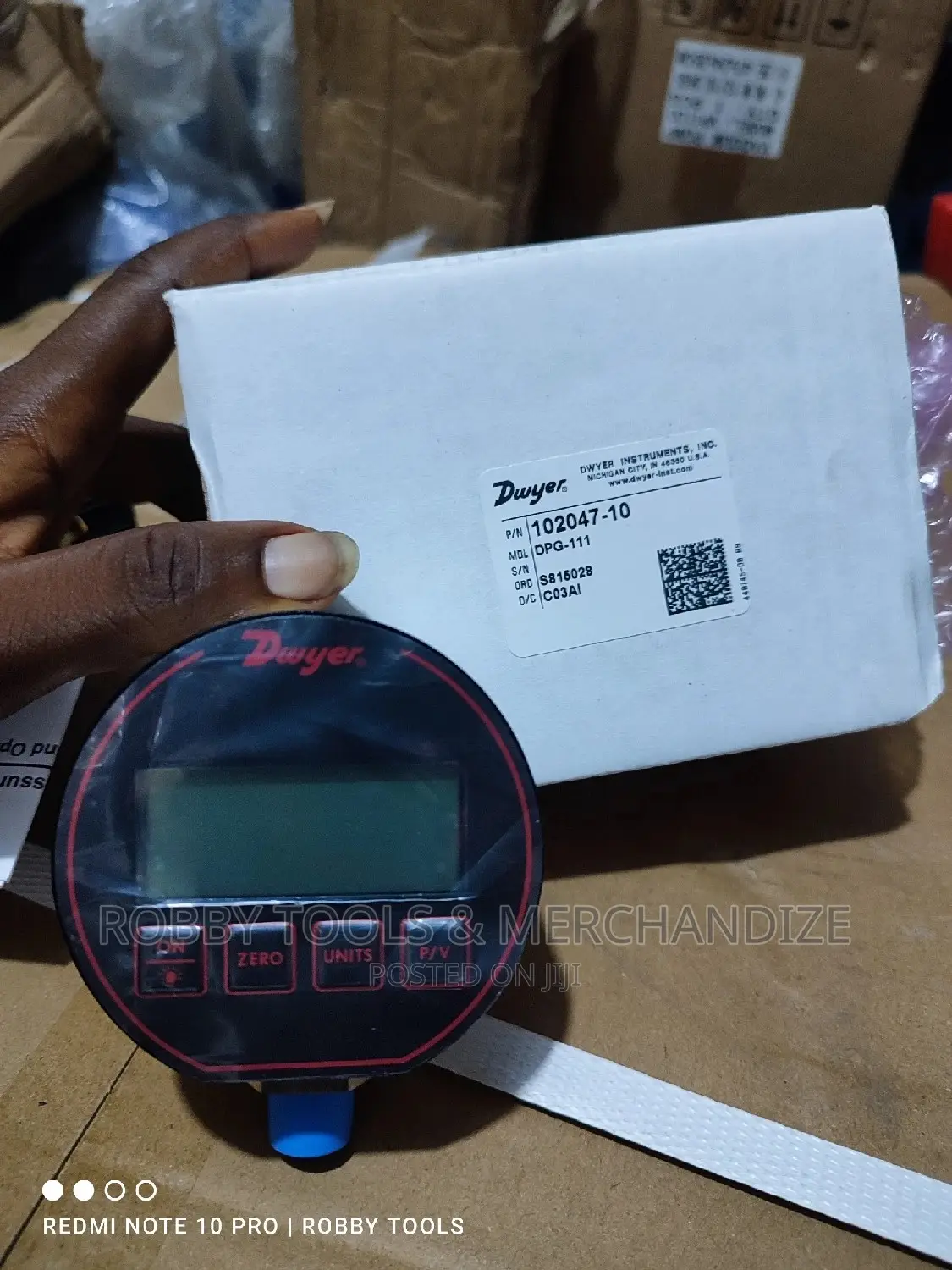 Dwyer Digital Pressure Gauge