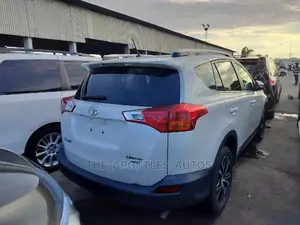 Toyota RAV4 2015 White