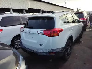 Toyota RAV4 2015 White