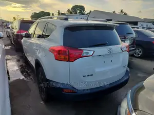 Toyota RAV4 2015 White