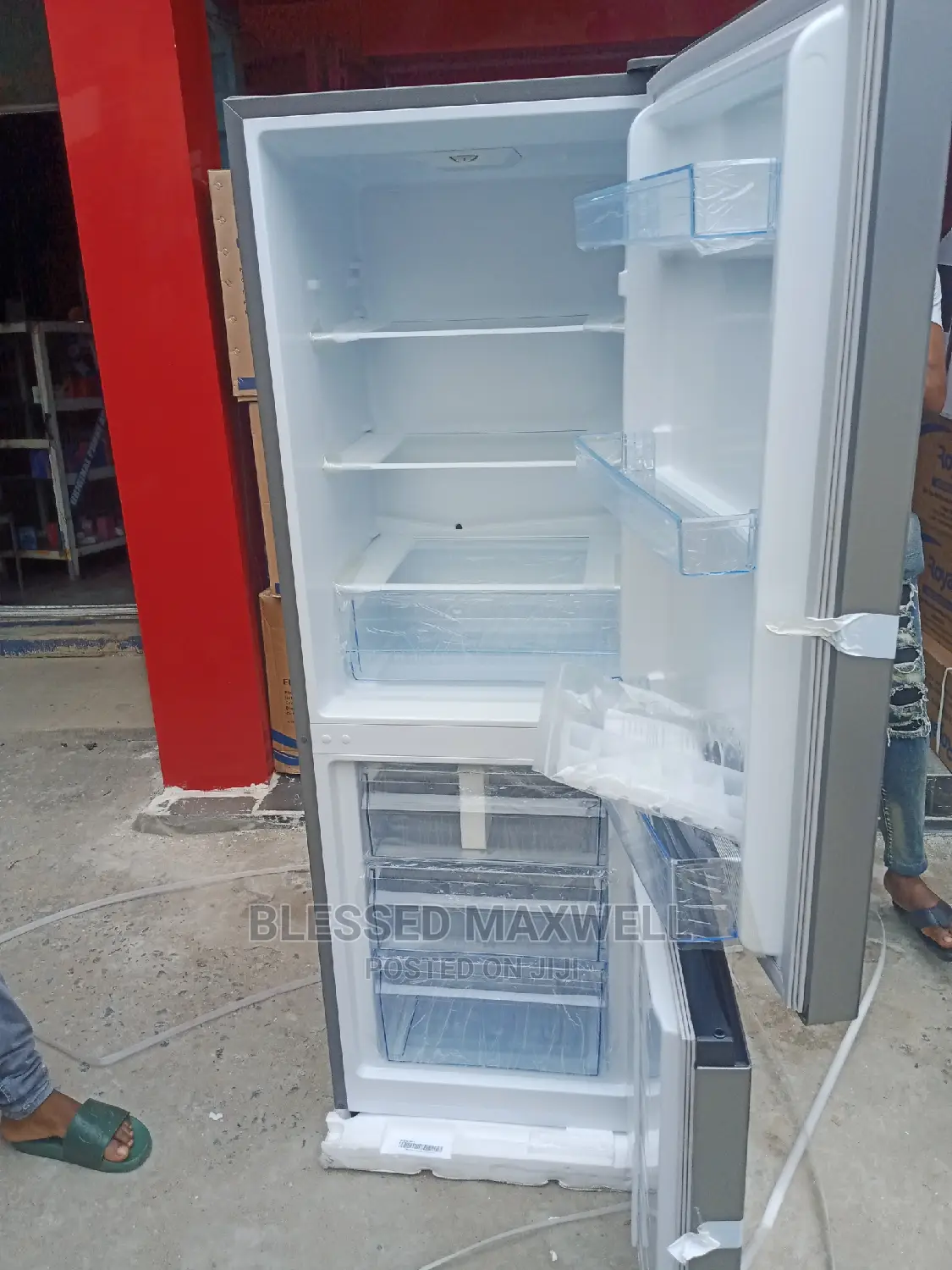 ( REF 29DCA) Hisense Refrigerator 225 Litters