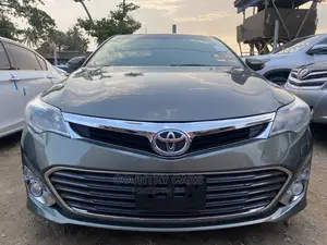 Toyota Avalon 2014 Green