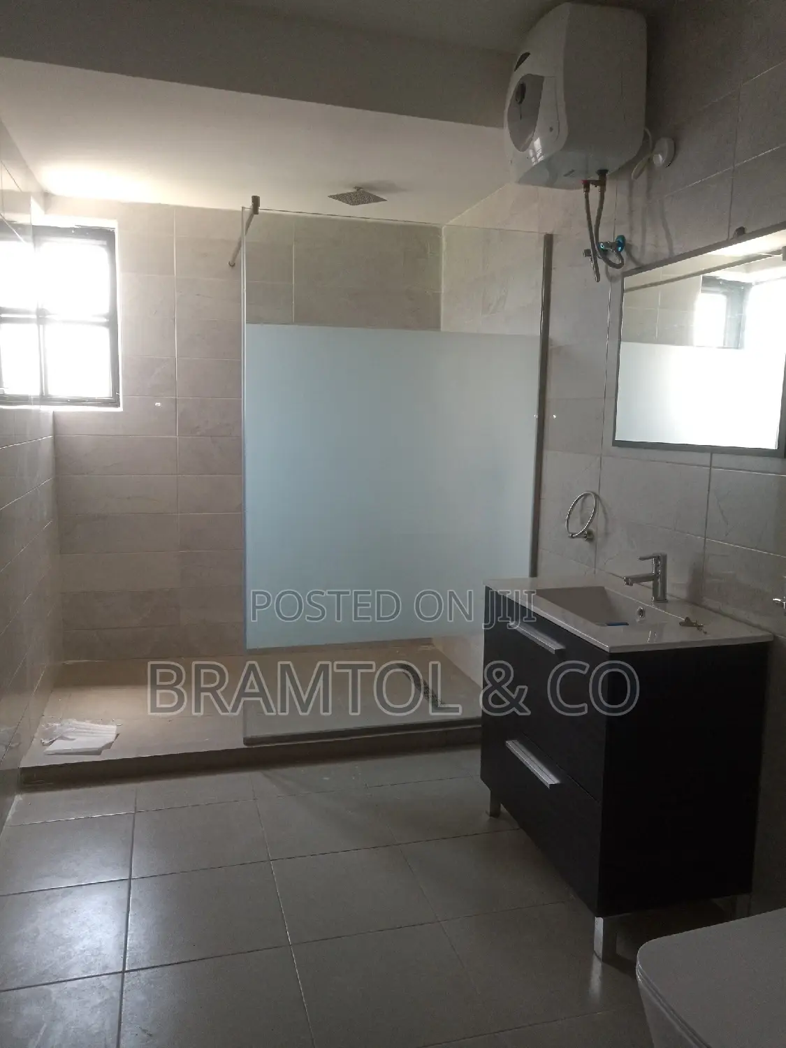 4bdrm Townhouse / Terrace in With Bq, Jahi for rent