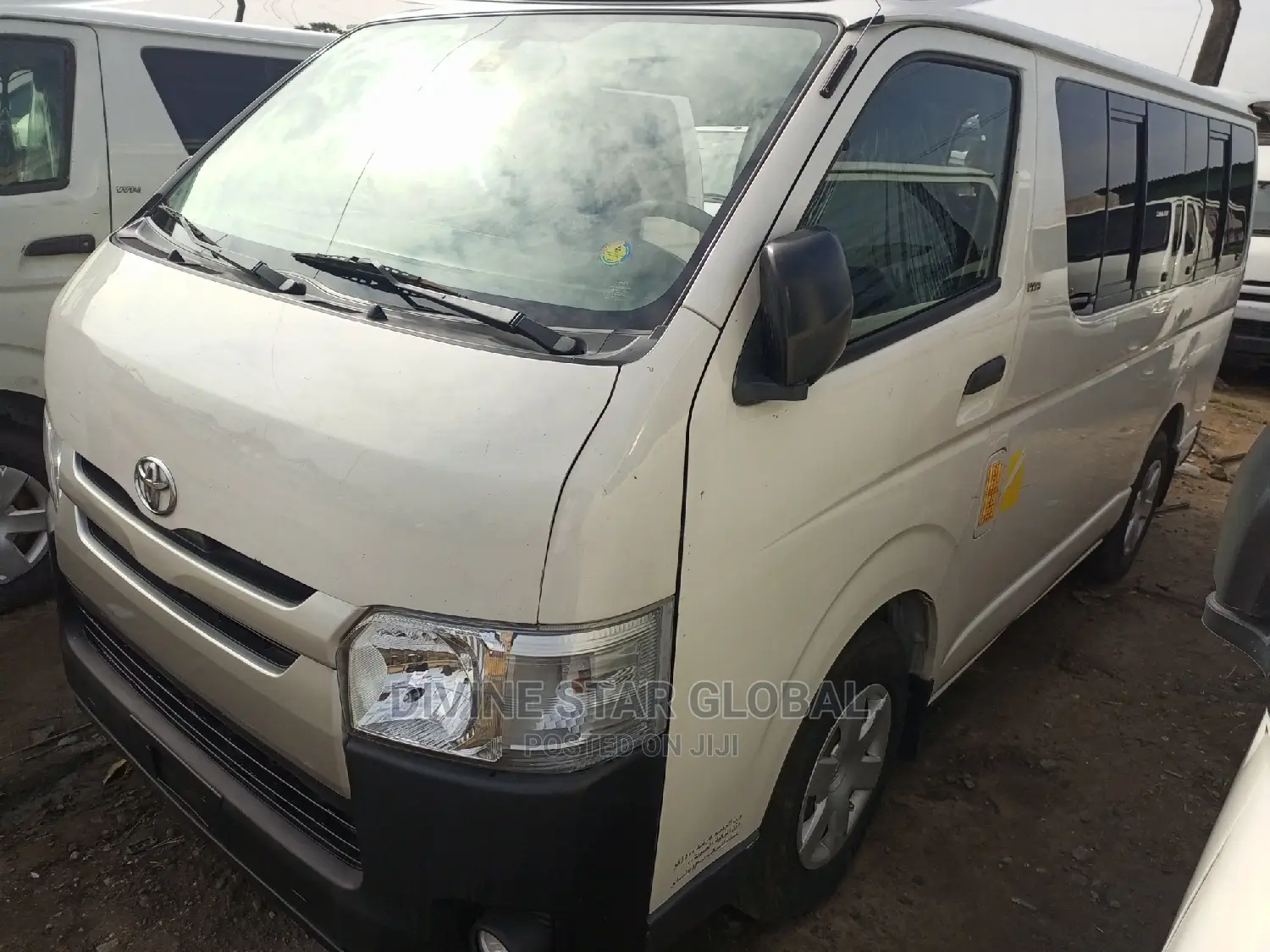 Toyota HiAce 2008 White