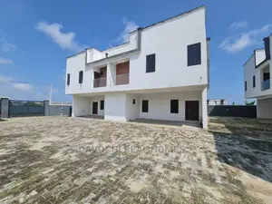 4bdrm Duplex in Abraham Adesanya, Lekki Phase 2 for sale