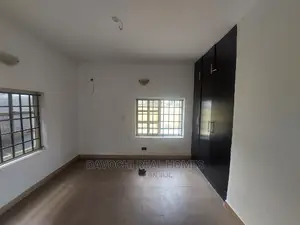 2bdrm Apartment in Osapa London, Lekki for rent