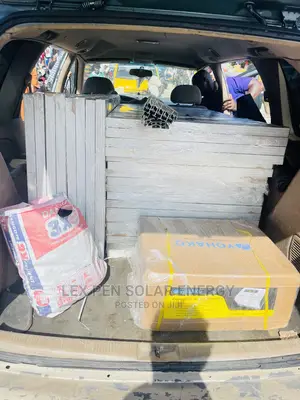 300w Canadian X24/8pic 220ah Battery/10kva Yohako/120ah MPPT