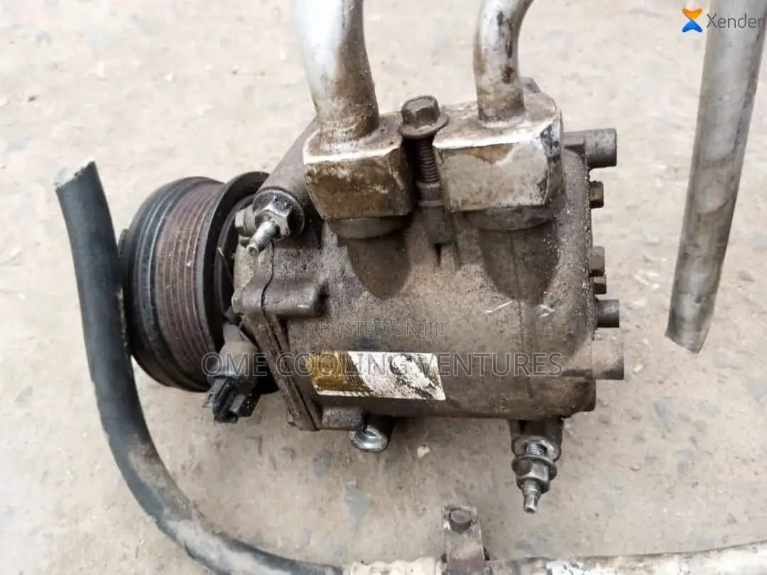 Manual Compressor for Toyota Corolla 2010