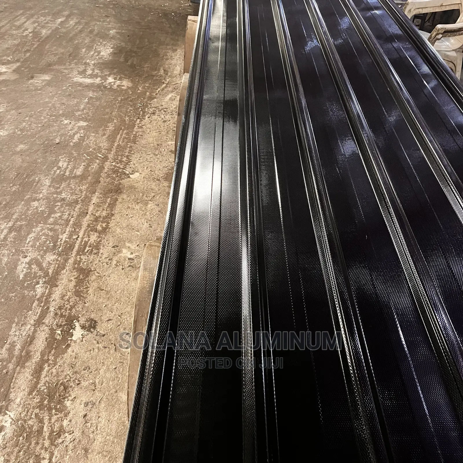 0.70mm Traffic Black Aluminium Longspan Roofing Sheet in DeiDei