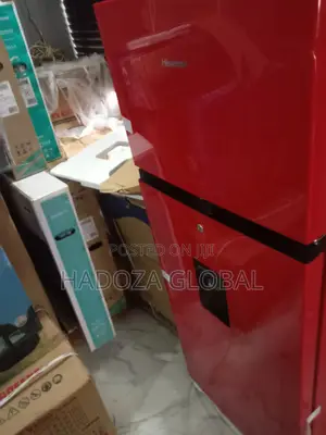 Hisense Bottom Mounted Refrigerator 204L + Water Dispenser