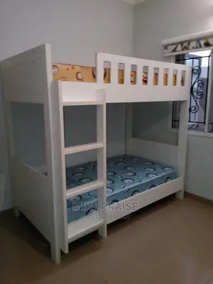 A Quality 3.5ft Bunk Bedframe