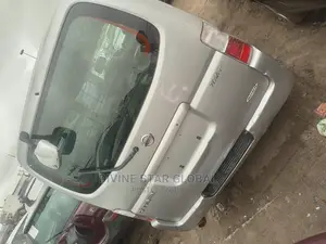 Nissan Caravan (Urvan) 2008 Silver
