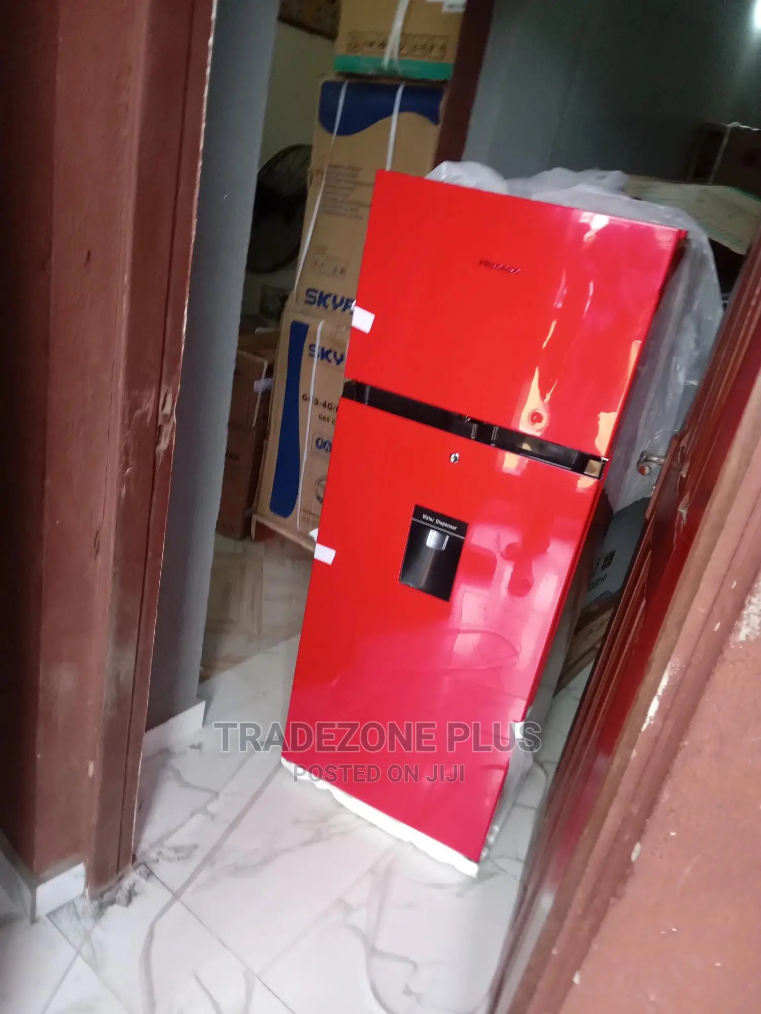 New 204 Liters Double Door Refrigerator-Hisense