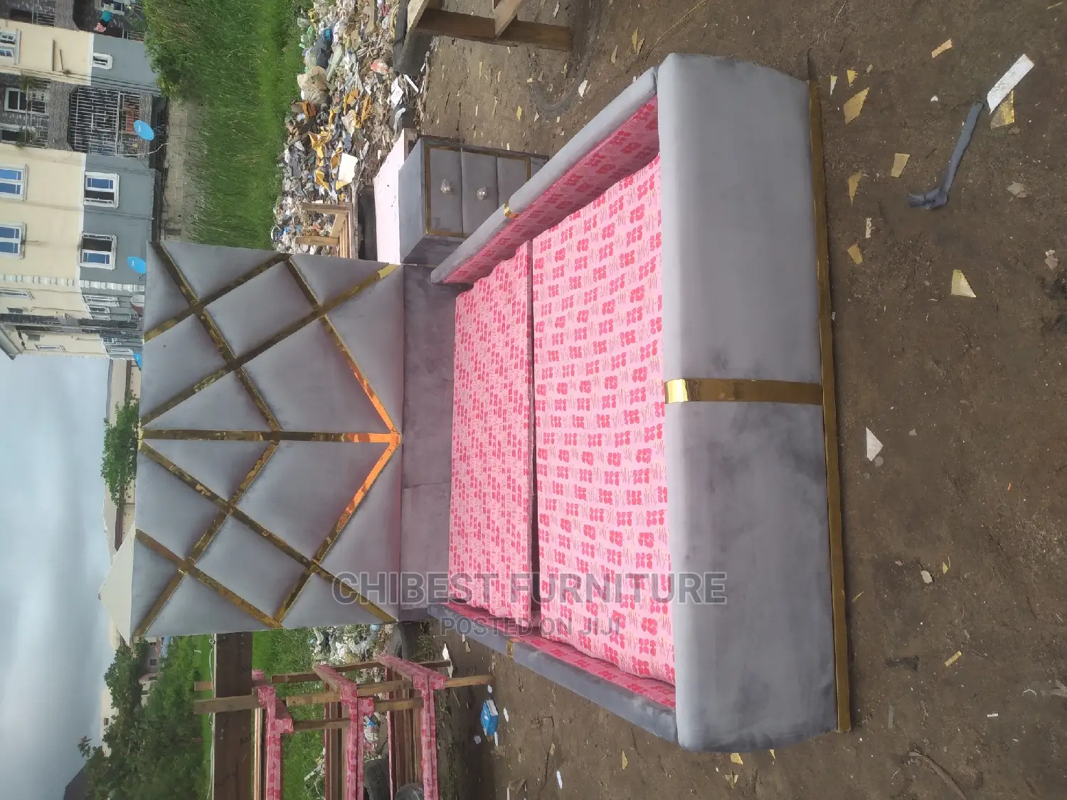 Quality 4.5by6 Upholstery Padded Bed Frame With One Bed Side