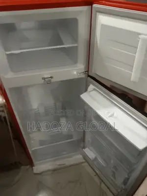 LUXURY Hisense 205L Top Freezer Refrigerator 205DR