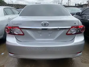 Toyota Corolla 2013 Silver