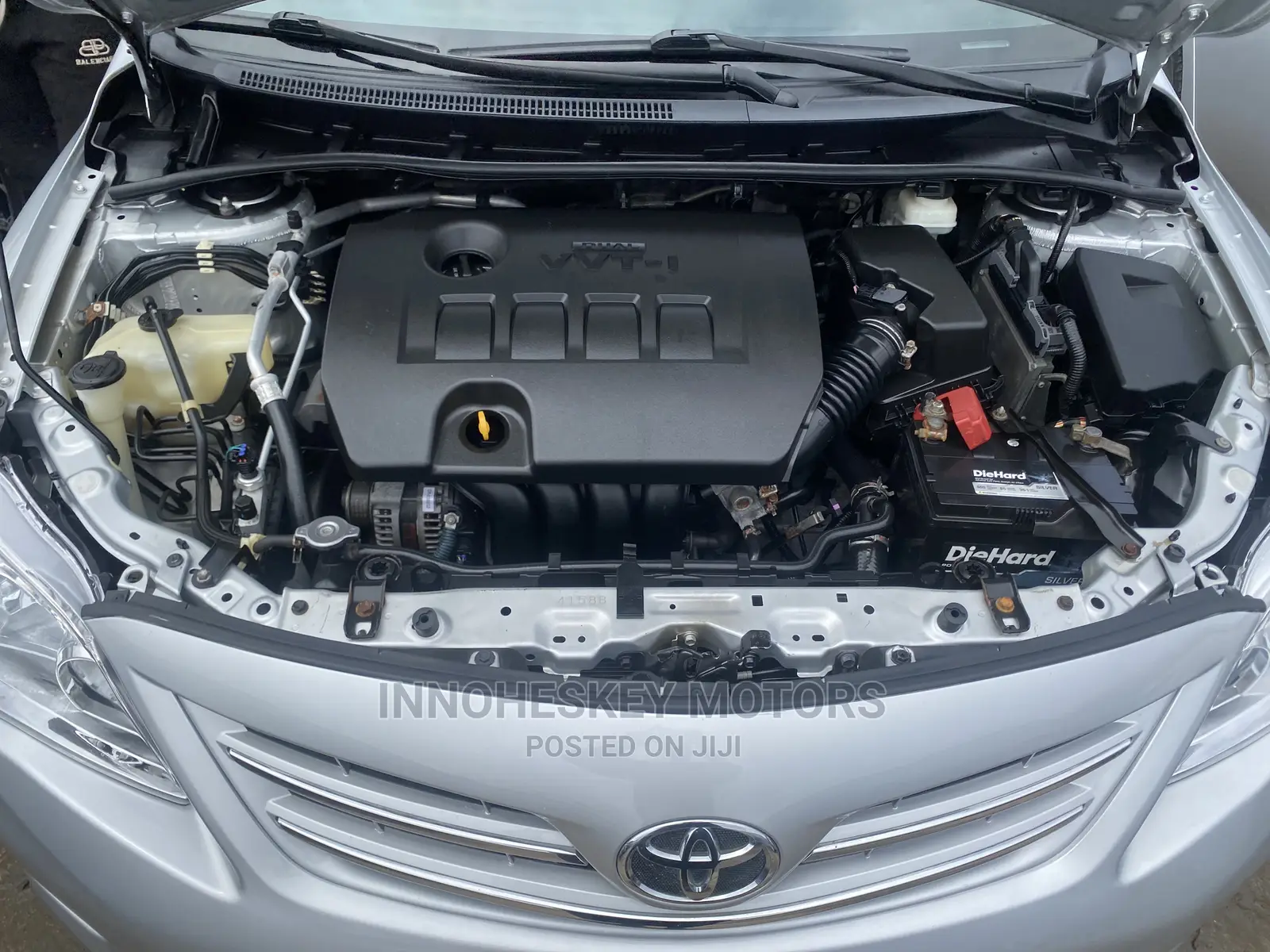 Toyota Corolla LE 4dr Sedan (1.8L 4cyl 4A) 2013 Silver