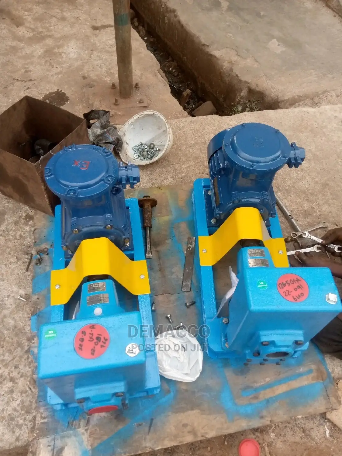 Complete Johnson Oil Pump